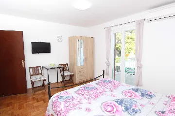 Rovinj Apartment for 2 with Parking