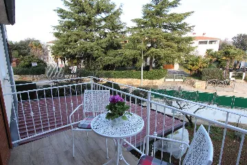 Rovinj Apartment for 2 with Parking