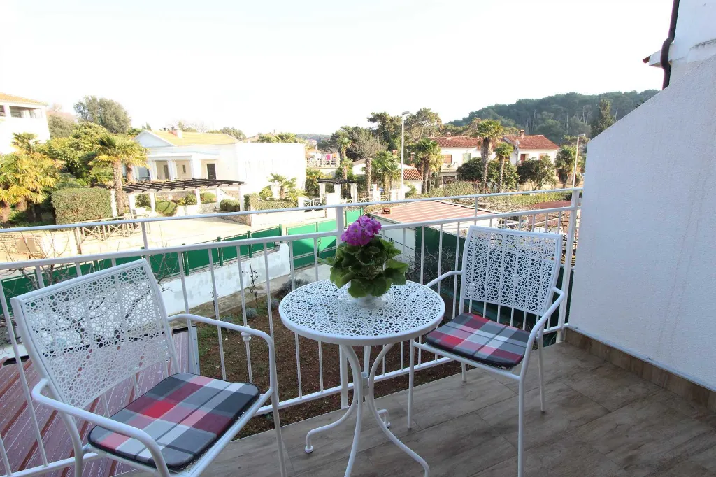 Rovinj Apartment for 2 with Parking