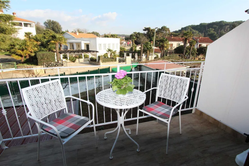 Rovinj Apartment for 2 with Parking