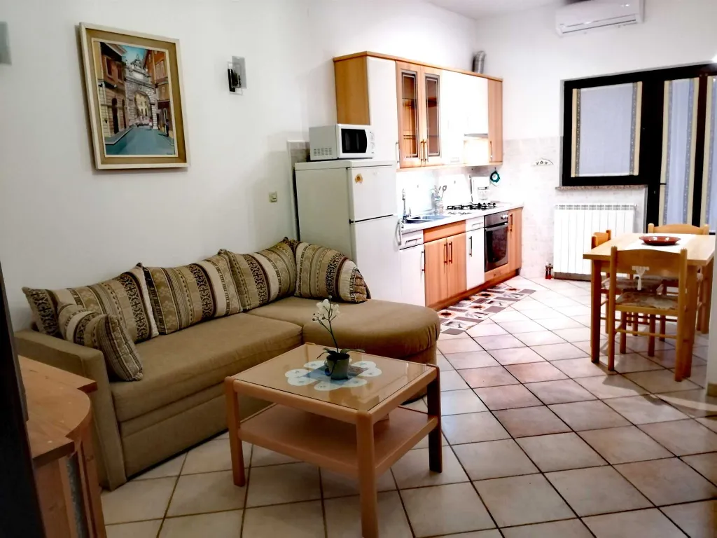 Rovinj Apartment for 2 with Terrace