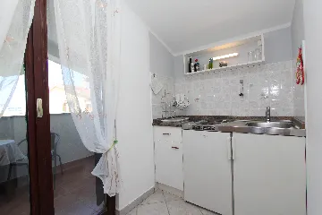 Rovinj Apartment for 2 Guests with Parking