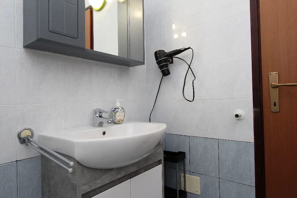 Rovinj Apartment for 2 Guests with Parking