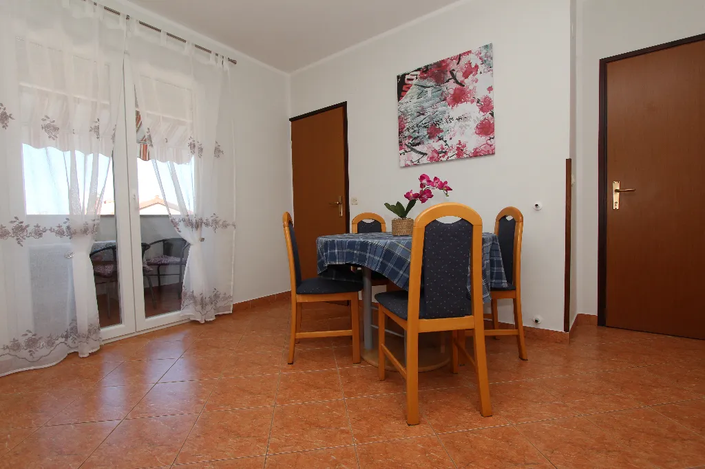 Two-Bedroom Apartment with Parking in Rovinj