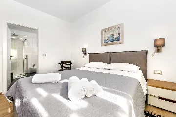 Apartment with Garden in Rovinj for 4 Guests