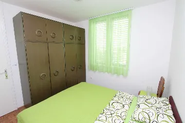 Apartment for 2 Guests in Rovinj with Enclosed Balcony