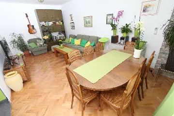 Apartment for 2 Guests in Rovinj with Enclosed Balcony