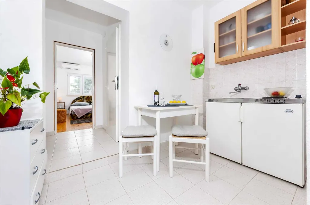 Rovinj Studio for 2 with Parking and Terrace
