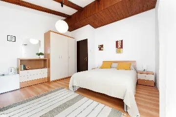 Double Room in Rovinj with Private Bath and Parking