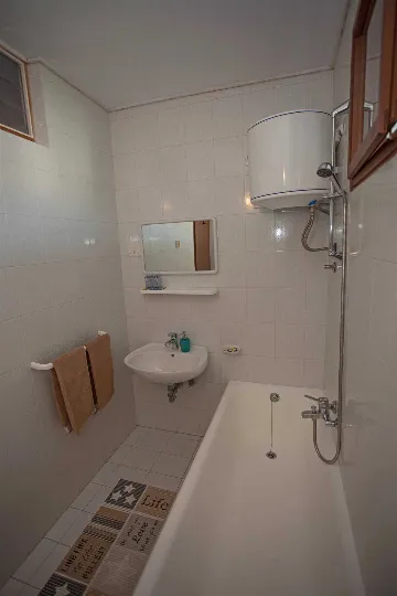 Double Room with Private Bathroom in Banjole