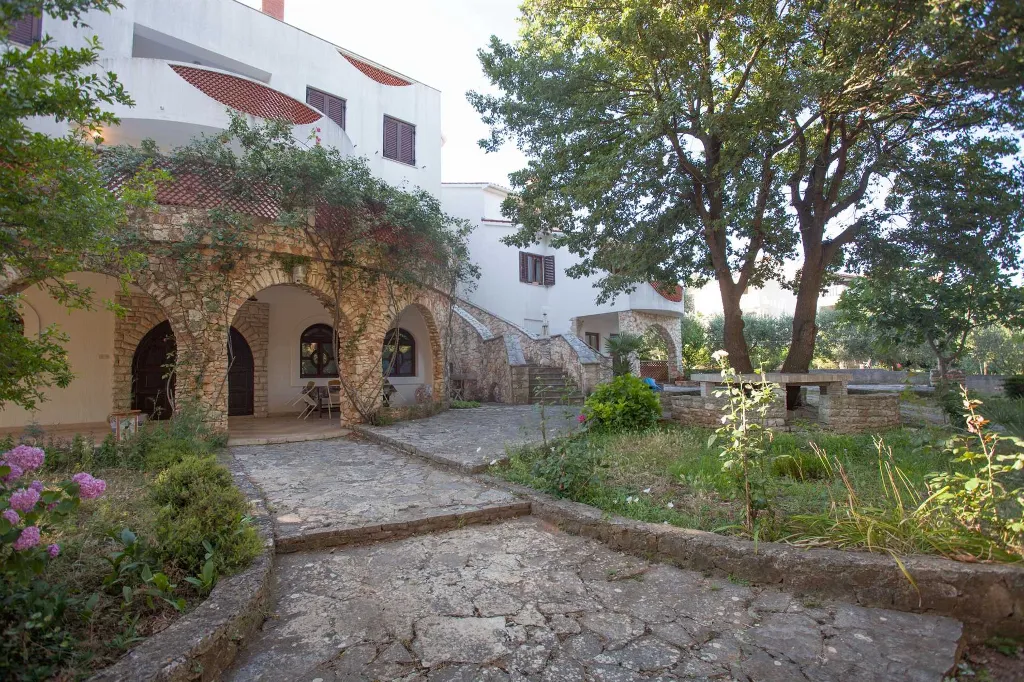 Apartment with Two Balconies in Banjole