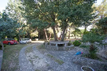 Apartment for 5 Guests in Banjole