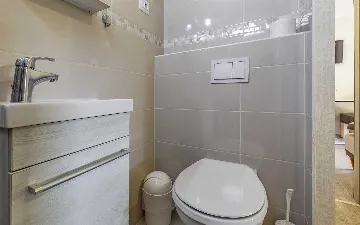 Mobile Home with Shared Pool in Banjole