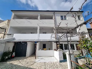 One-Bedroom Apartment with Balcony in Rovinj