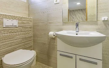 Tranquil Family Mobile Home Retreat, Banjole