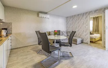 Tranquil Family Mobile Home Retreat, Banjole