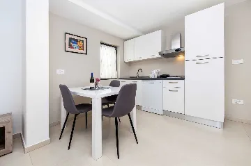 One-Bedroom Apartment with Terrace in Rovinj