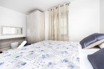 One-Bedroom Apartment with Terrace in Rovinj