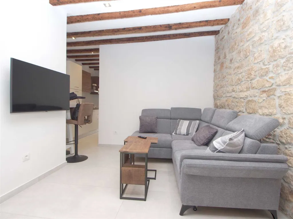 Rovinj Apartment for 2 with Terrace