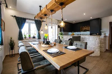 Apartment for 5 Guests in Rovinjsko Selo