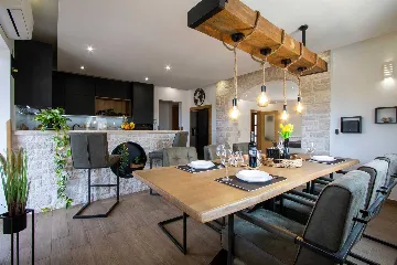 Apartment for 5 Guests in Rovinjsko Selo