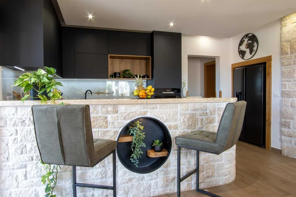 Apartment for 5 Guests in Rovinjsko Selo