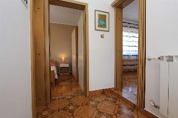 Rovinj Apartment for 4 with Balcony and Parking