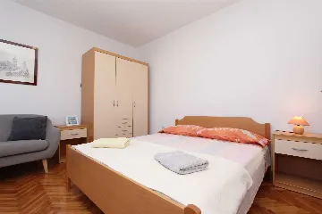 Rovinj Apartment for 4 with Balcony and Parking