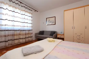 Rovinj Apartment for 4 with Balcony and Parking