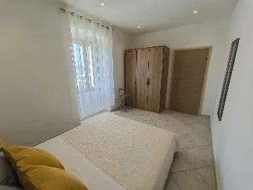 Sea View Apartment with Terrace in Rovinj