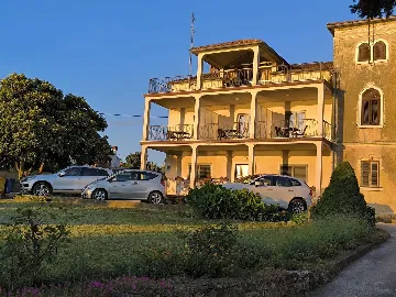 Sea View Apartment with Terrace in Rovinj