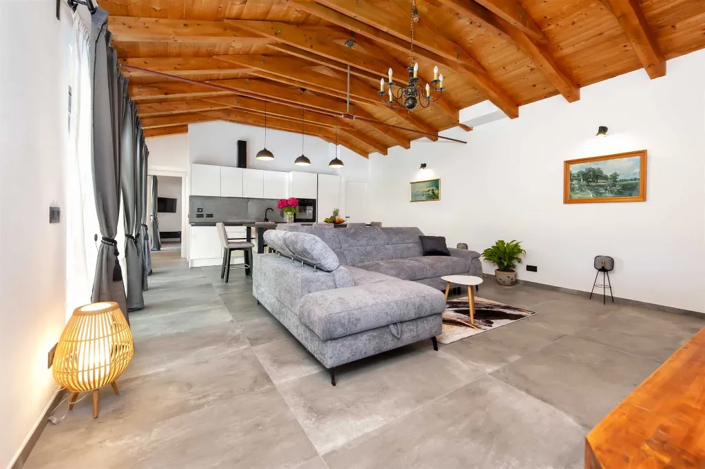 Rovinj Holiday House with Jacuzzi for 4