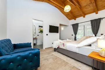 Rovinj Holiday House with Jacuzzi for 4