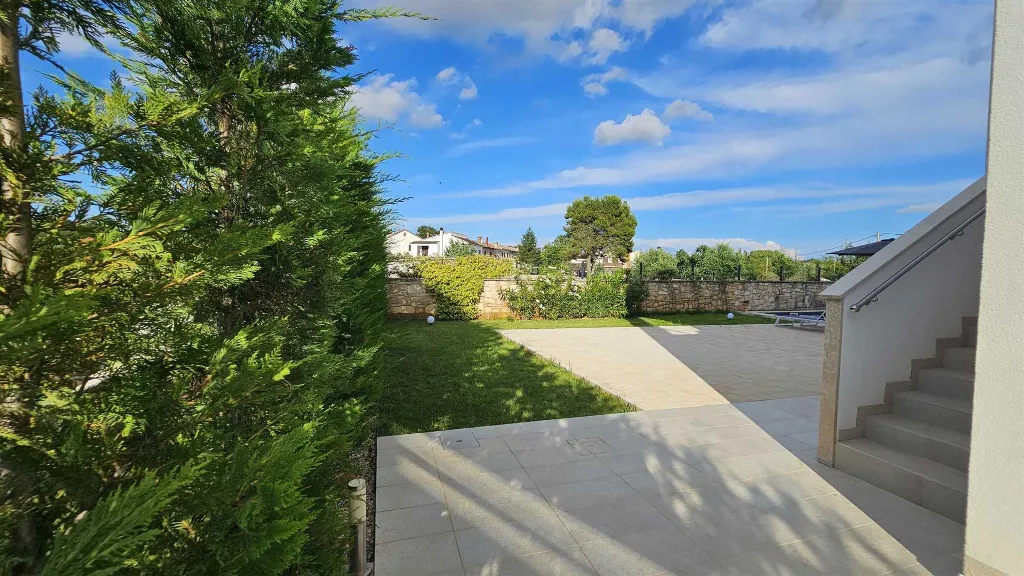 Apartment for 3 Guests in Kanfanar