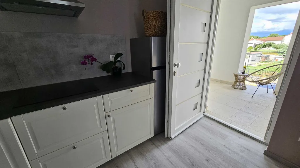 Kanfanar Apartment with Balcony for 3 Guests