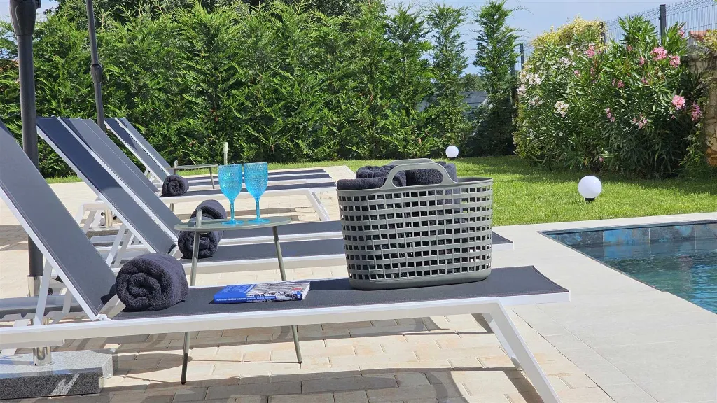 Kanfanar Apartment with Balcony for 3 Guests