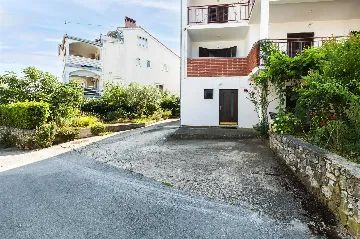 Rovinj Apartment for 4 Guests with Terraces