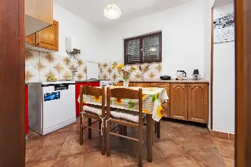 Rovinj Apartment for 4 Guests with Terraces