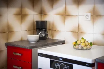 Rovinj Apartment for 4 Guests with Terraces