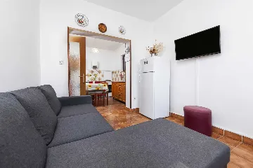 Rovinj Apartment for 4 Guests with Terraces