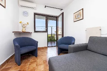 Rovinj Apartment for 4 Guests with Terraces