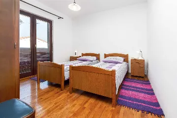 Rovinj Apartment for 4 Guests with Terraces