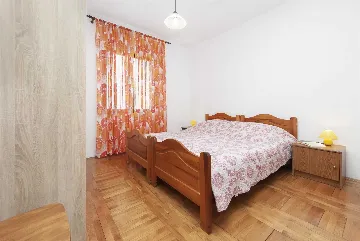 Rovinj Apartment for 4 Guests with Terraces