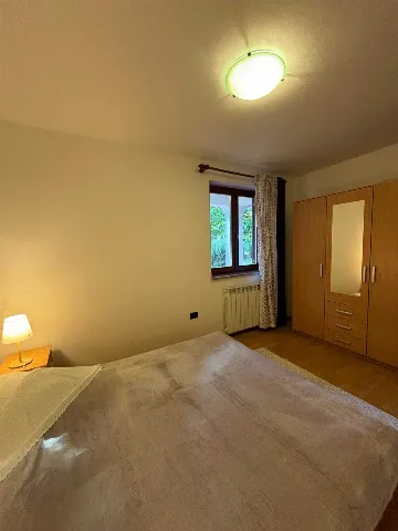 Apartment with Terrace in Rovinjsko Selo