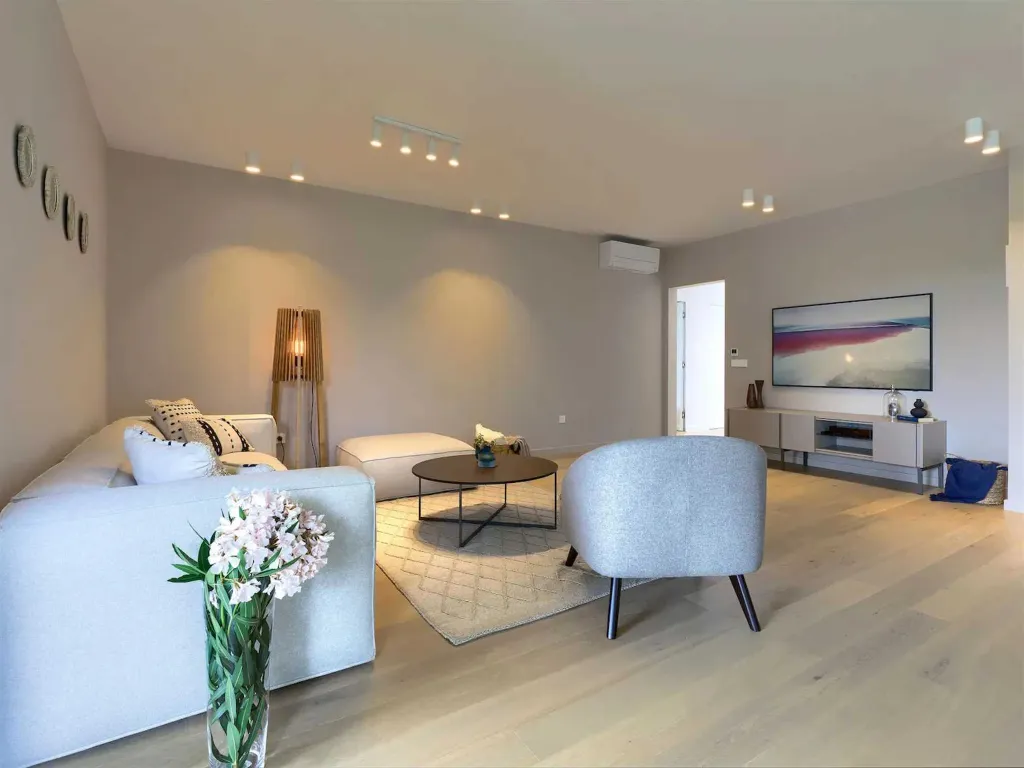 Bale Holiday House for 4 Guests