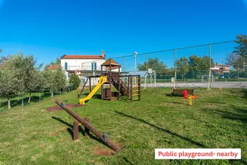 Nova Vas Holiday House for 8 Guests with Pool