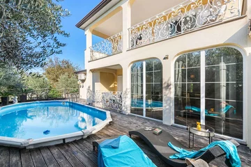 Nova Vas Holiday House for 8 Guests with Pool