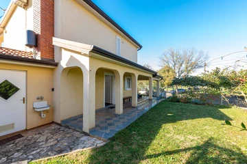 Nova Vas Holiday House for 8 Guests with Pool