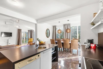 Nova Vas Holiday House for 8 Guests with Pool