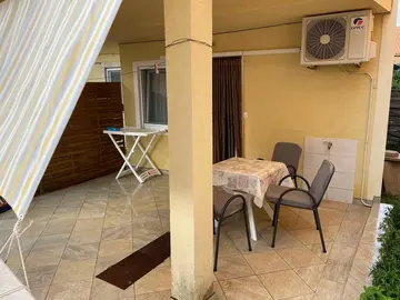 One-Bedroom Apartment with Terrace in Kraj